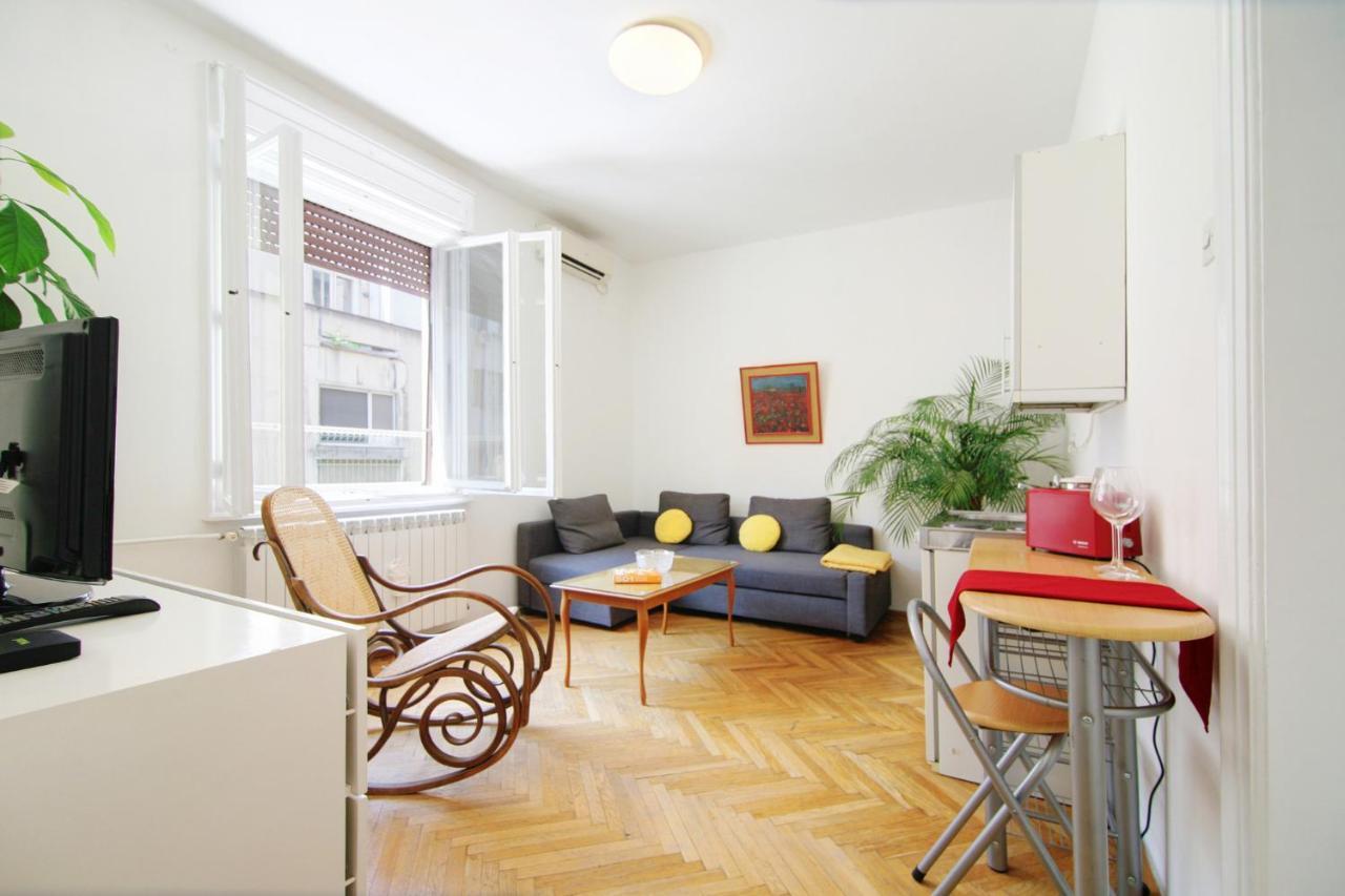 Appartamento Centrala_24 Belgrado Esterno foto